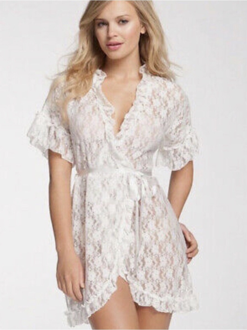 In Bloom by Jonquil Ivory White Lace Robe Wrap